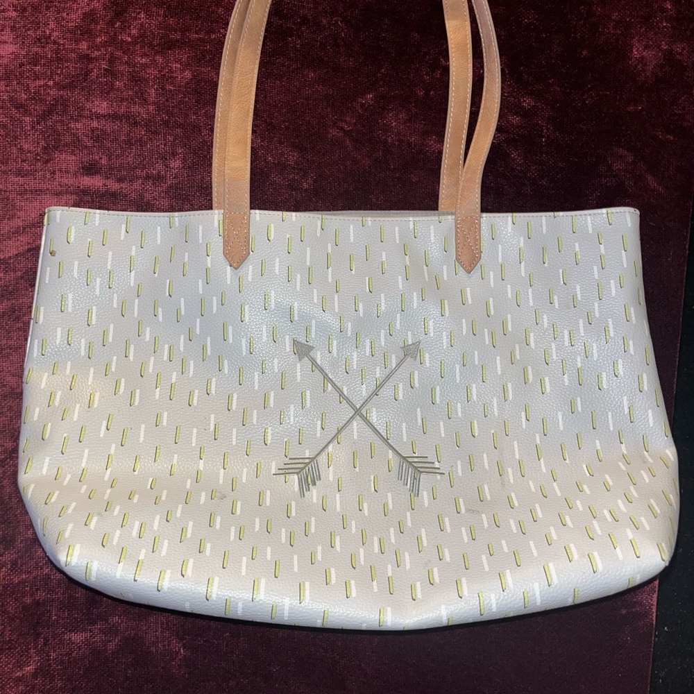 Stylish Cream and Tan Large Tote Bag